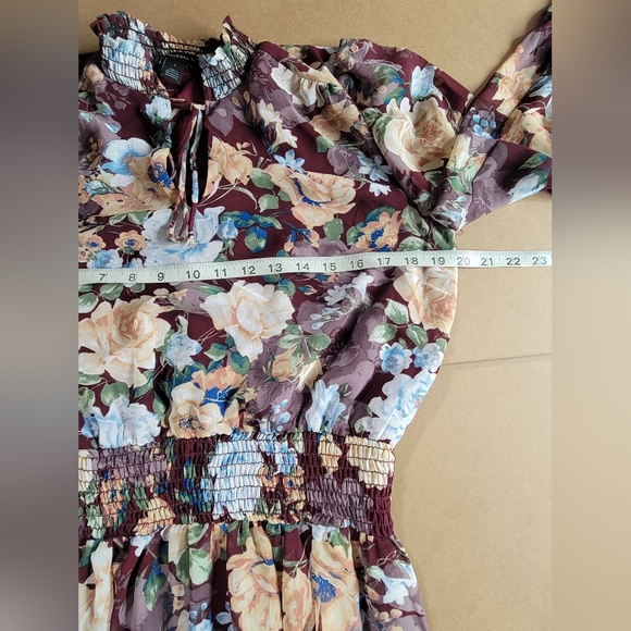 HALOGEN Floral long Sleeves Lined Multi Color Dress Size- Small - Picture 5 of 8